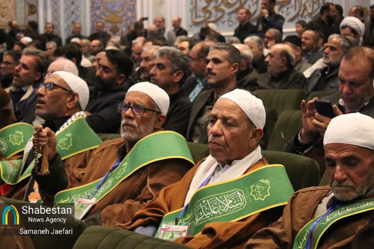 پیرغلامان علمداران نهضت حسینی و سفیران فرهنگی این مکتباند