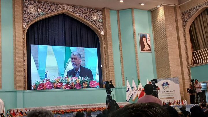 ایران سرزمین تداوم فرهنگی و تمدنی است و انقطاع تاریخی ندارد