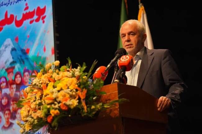 شرکت بیش از ۸ هزار دانش‌آموز در پویش ملی ایثار «من می‌نویسم»