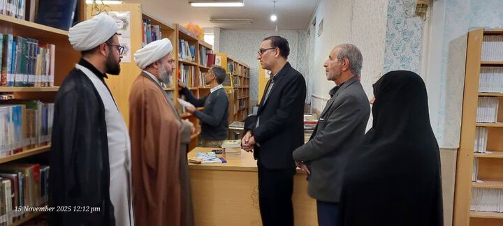 کتاب پایه آرامش و رشد فکری جامعه است