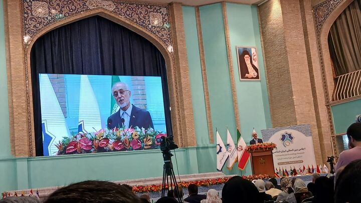 می‌خواهیم صدای ایران را با زبان خود ایران و با معیارهای صداقت علمی بازگو کنیم