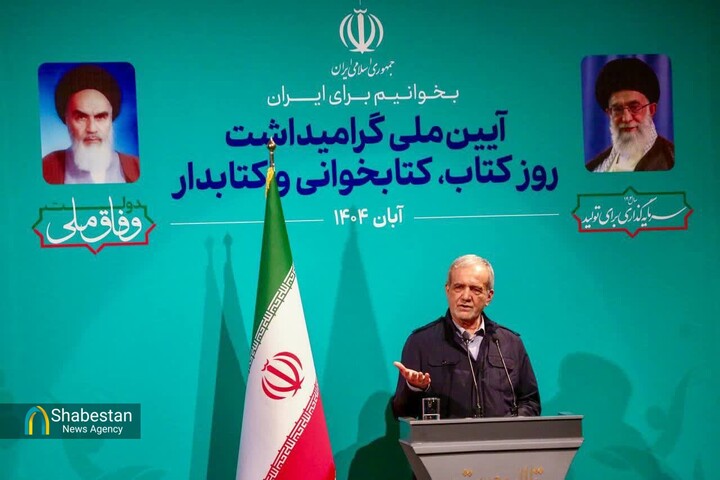 کتاب و کتابخوانی، کشور را از چالش‌ها عبور می‌دهد