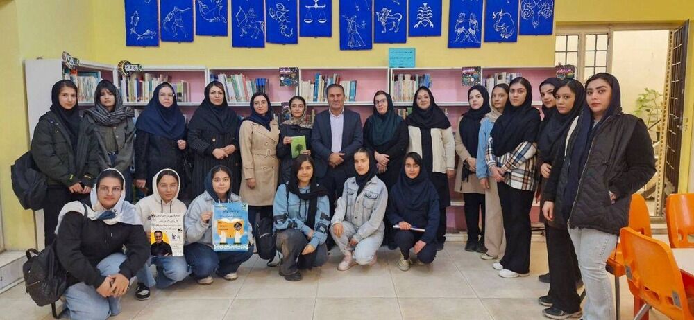 نشست چهل‌ونهم انجمن ادبی «رازاوه»؛ فرصتی برای تبادل اندیشه و تقویت هویت فرهنگی نوجوانان