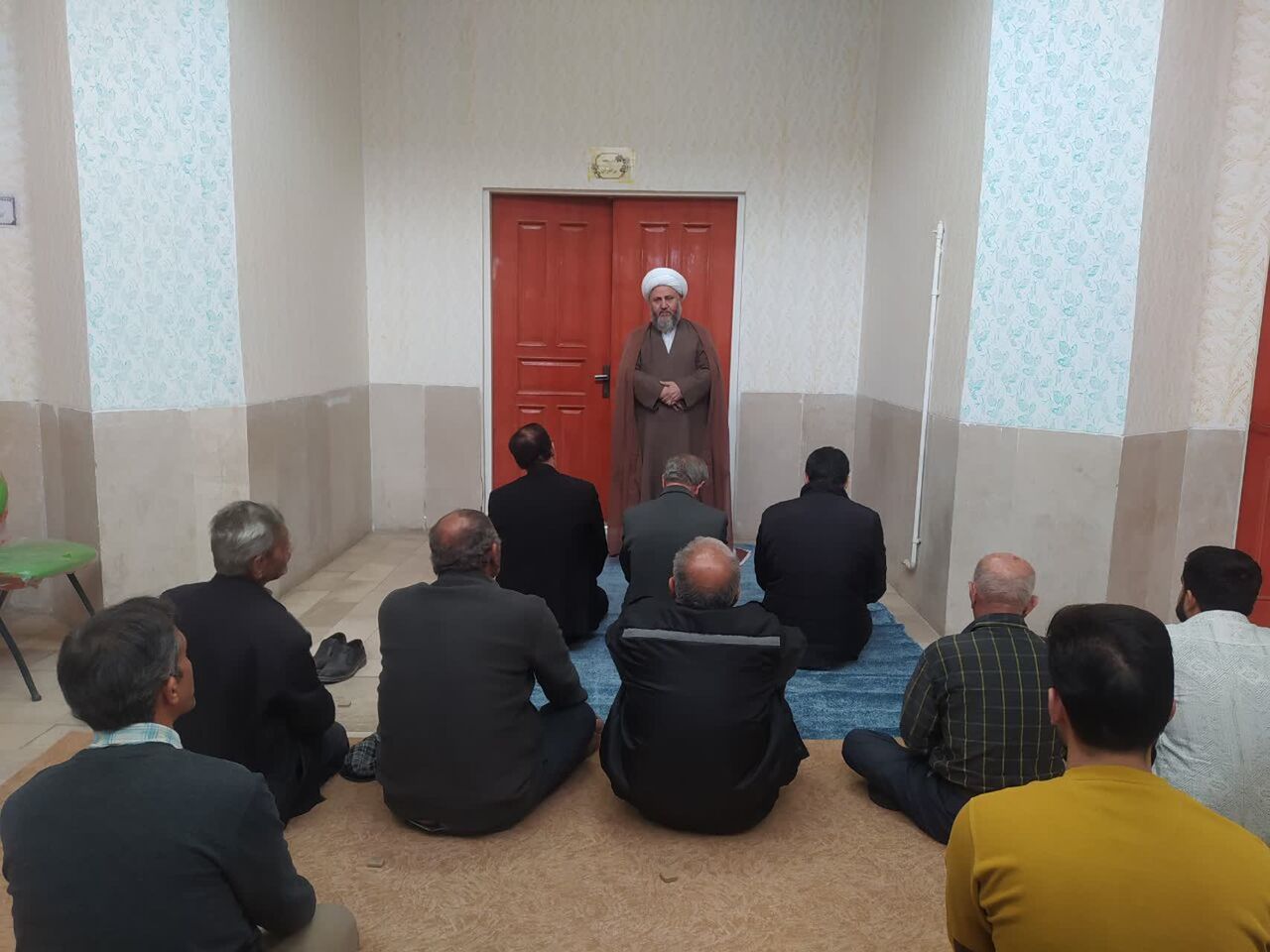 کتاب پایه آرامش و رشد فکری جامعه است