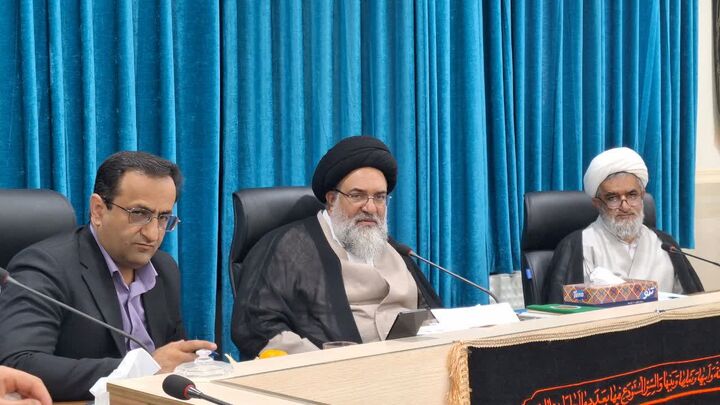 ضرورت گسترش همکاری آموزش‌ و پرورش و حوزه‌ های علمیه