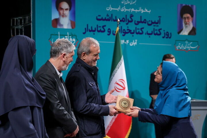 فارس دوباره درخشش فرهنگی را رقم زد؛ تقدیر استاندار از برگزیدگان ملی