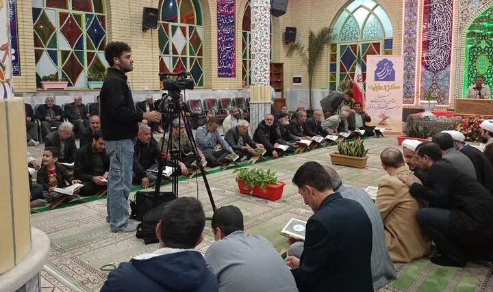 زمزمه دعای باران بچه‌های مسجد در محفل انس با قرآن