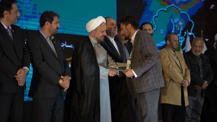 کسب رتبه سوم کشوری کانون سلمان فارسی(ع) در بخش «مسجد، پایگاه قرآن» مسابقات مدهامتان