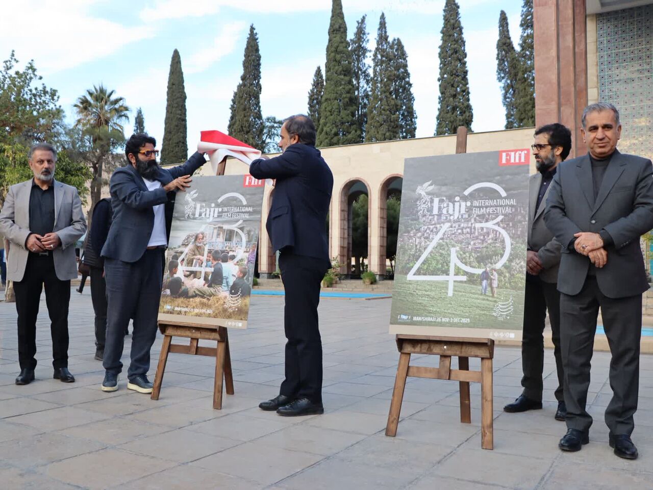 وقتی سینما به زیارت شعر میرود؛ رونمایی پوستر فجر جهانی در سایهسار سعدی