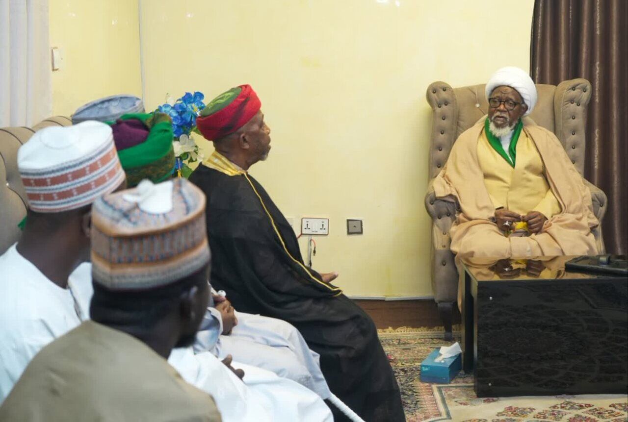 دیدار شیخ ابراهیم زکزاکی با رهبر طریقت قادریه نیجریه، شیخ ابراهیم عیسی مَکْوَراری