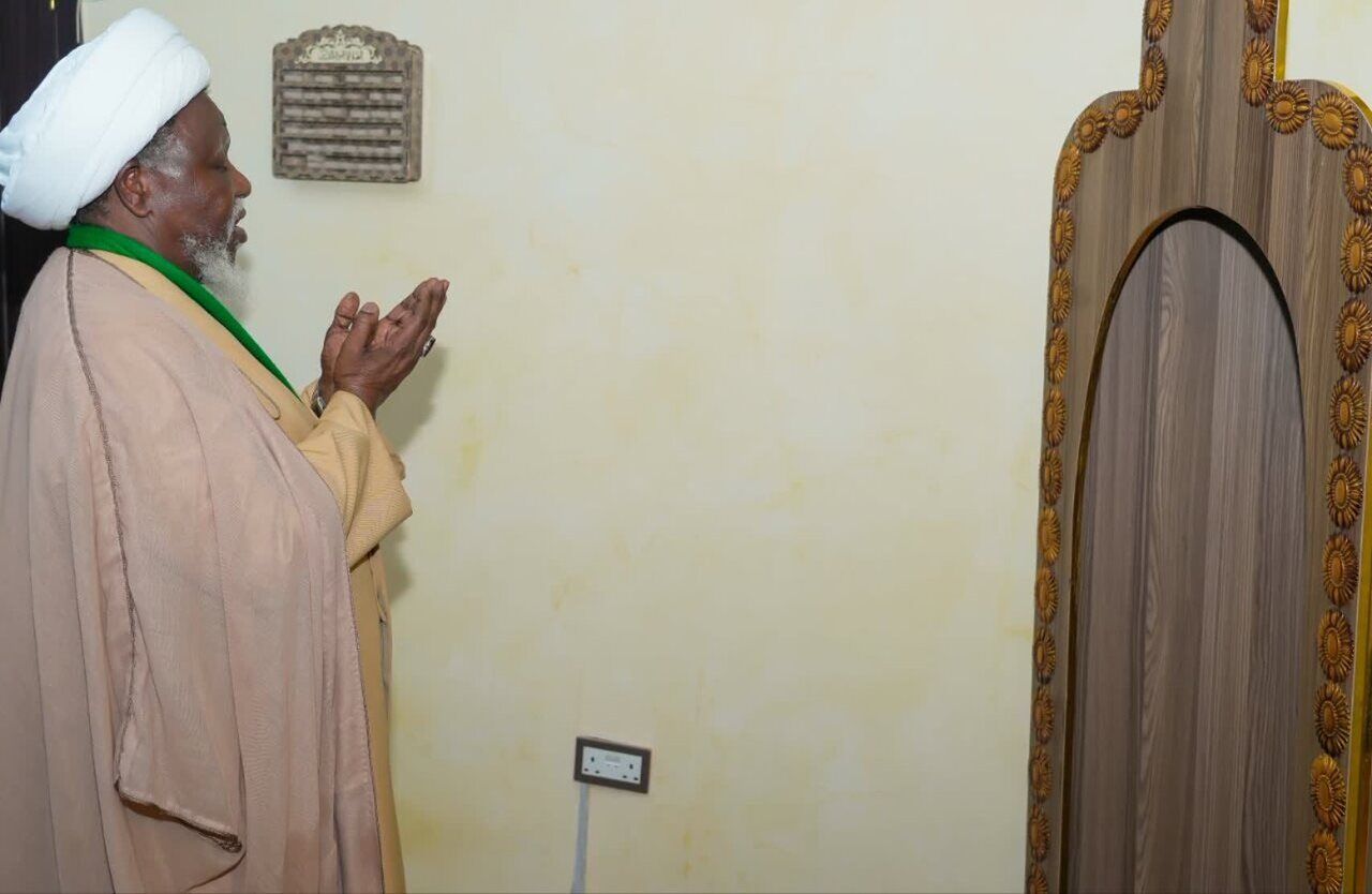 دیدار شیخ ابراهیم زکزاکی با رهبر طریقت قادریه نیجریه، شیخ ابراهیم عیسی مَکْوَراری