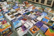اهدای ۱۷۰۰ جلد کتاب به مدارس کم‌برخوردار گلستان