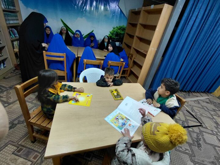 هدایت "نوگلان انقلاب" به سوی کتابخانه، سرمایه‌گذاری برای فردایی روشن