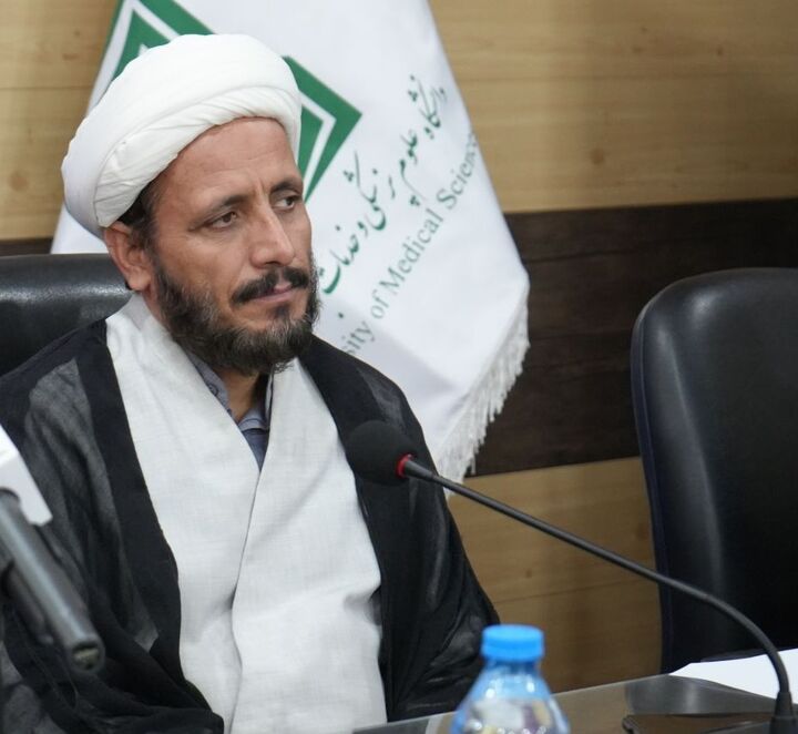 اطلاع‌رسانی صحیح حوزه سلامت با فرهنگ‌سازی و حفظ آرامش جامعه باشد