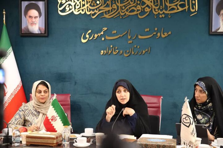 بهروزآذر: ایده‌های نوآورانه زنان کارآفرین  جایگاه بین‌المللی ایران تقویت می‌کند