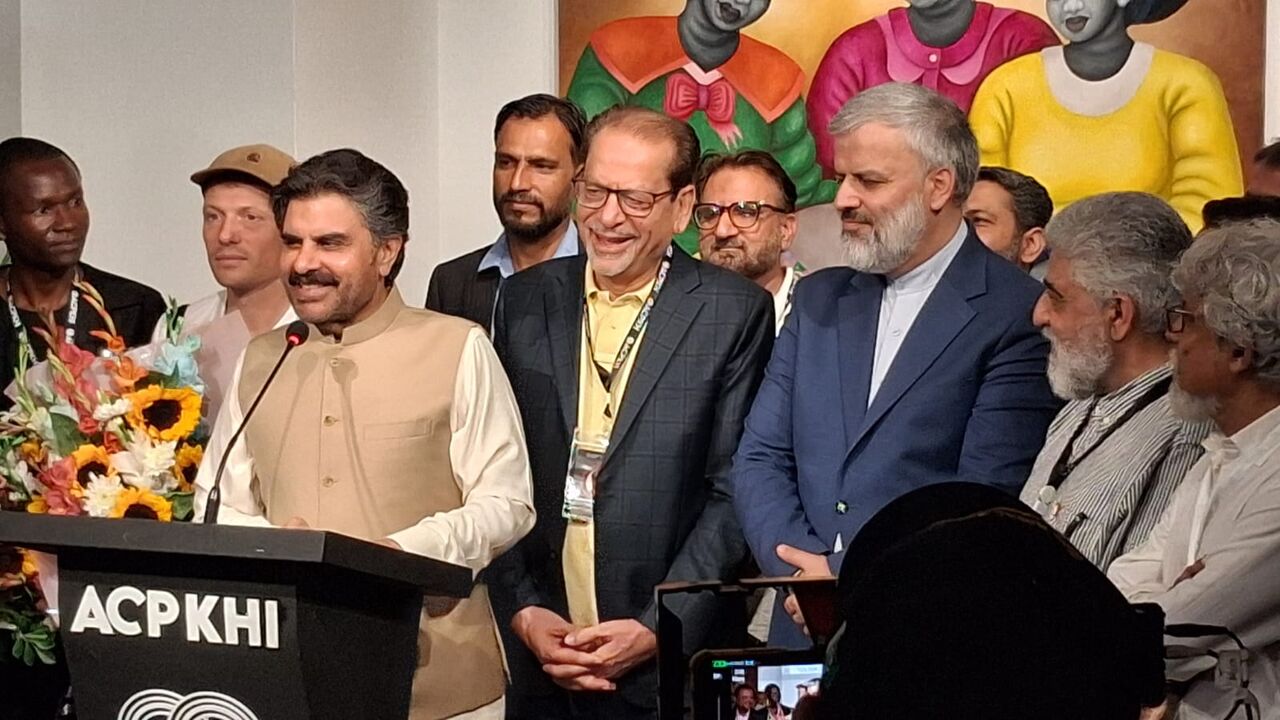 خوشنویسی ایرانی در کراچی درخشید؛ میراث عرفانی در قاب هنر تجسمی