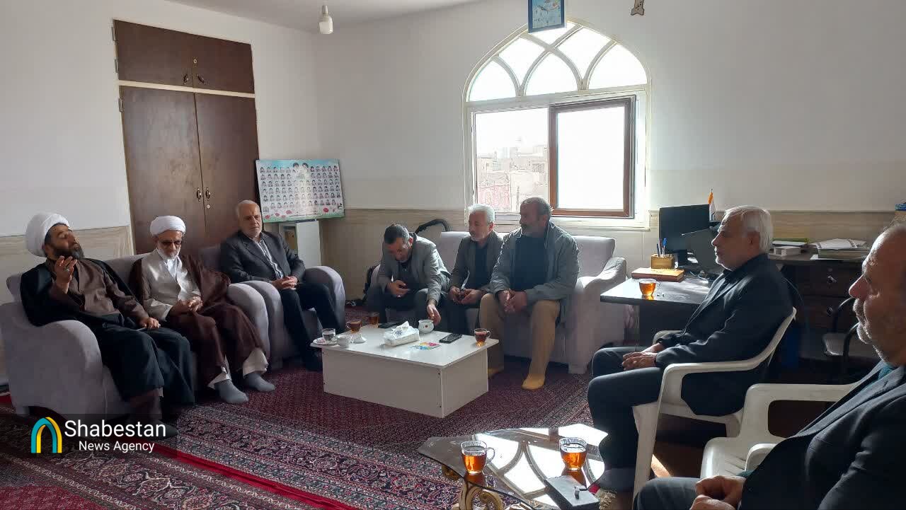 نماینده بنیاد هدایت سازمان تبلیغات اسلامی از سه مسجد شاخص آران و بیدگل بازدید کرد