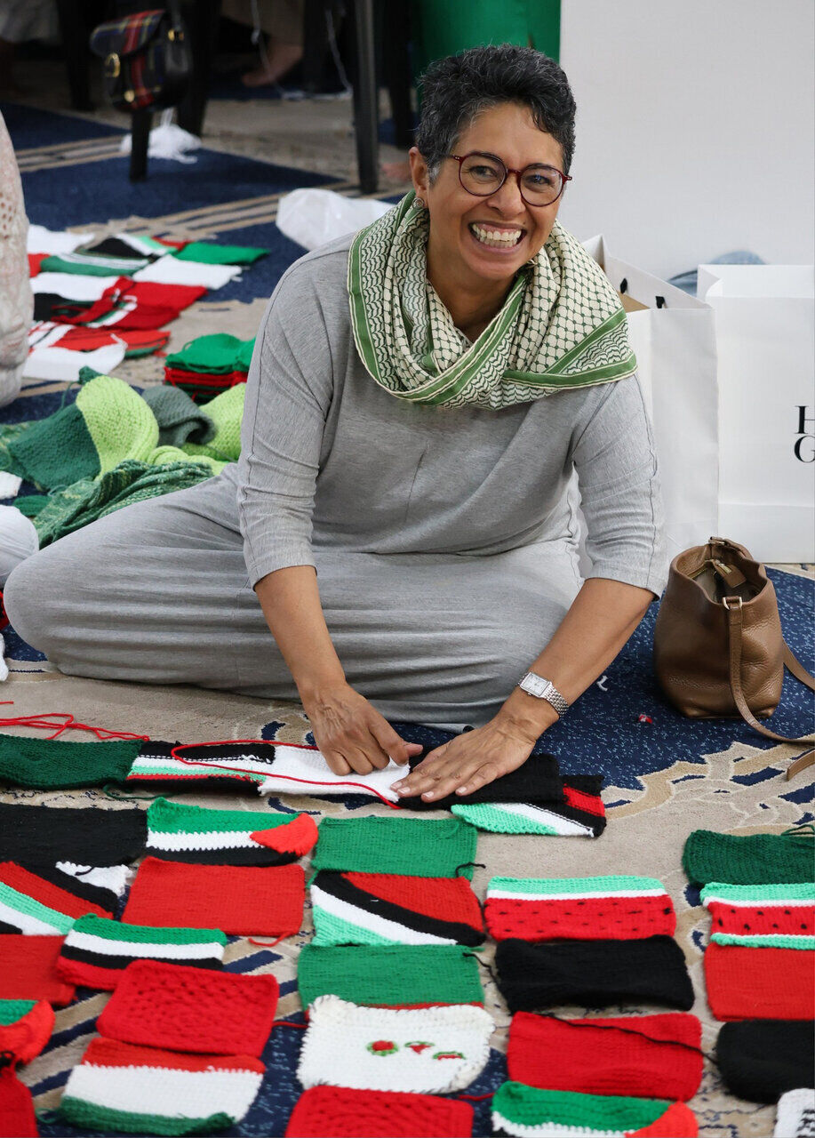 آغاز پروژه بافندگی در مسجد کیپ تاون آفریقای جنوبی به منظور همبستگی با فلسطین