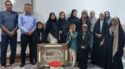 دیدار معنوی دختران مسجدی روستای لردمنجلی با مادر شهید عباس قطارانی‌نژاد