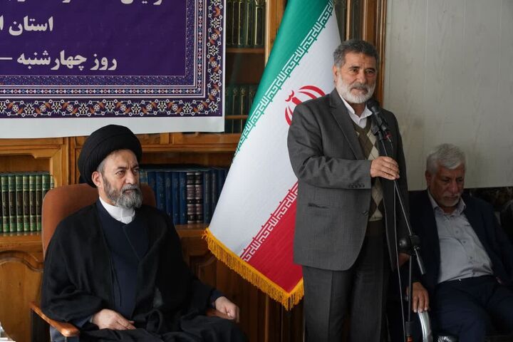 آئین تکریم و معارفه رئیس ستاد توسعه و بازسازی عتبات عالیات استان اردبیل برگزار شد