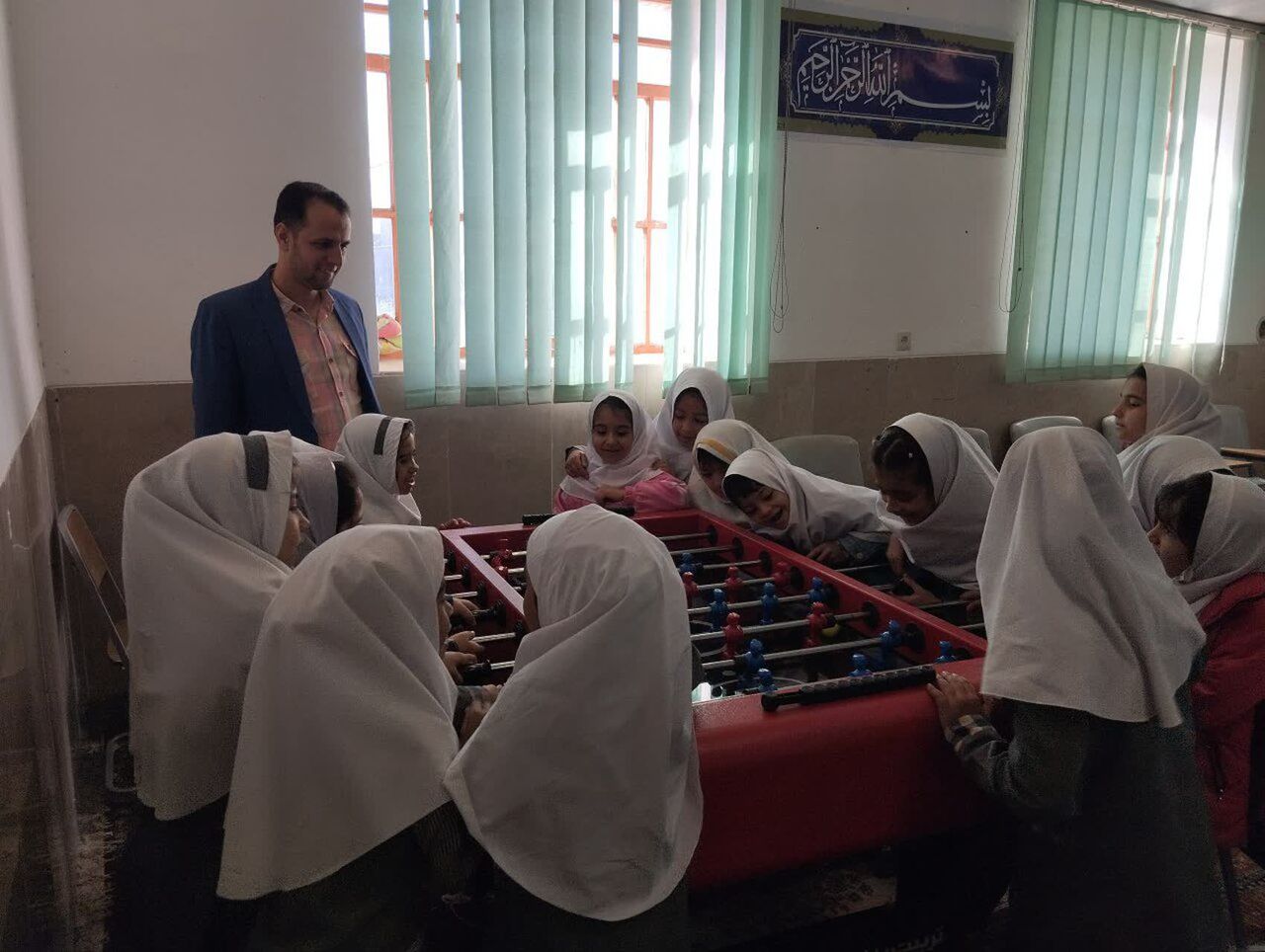 «کافهکتاب» کانون شهید بنیطبا در آران و بیدگل راه اندازی شد