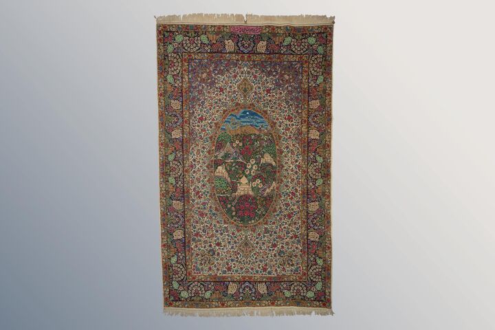 رونمایی موزه الکفیل از فرش کرمانی نادر در روز جهانی هنر اسلامی