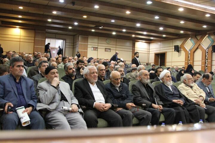 دوازدهمین آیین بزرگداشت استاد حاج حبیب‌الله عسگراولادی برگزار شد