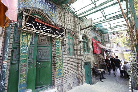 مسجد بی‌بی یزدی؛ بنایی کوچک با نمایی بی‌آلایش و ساده