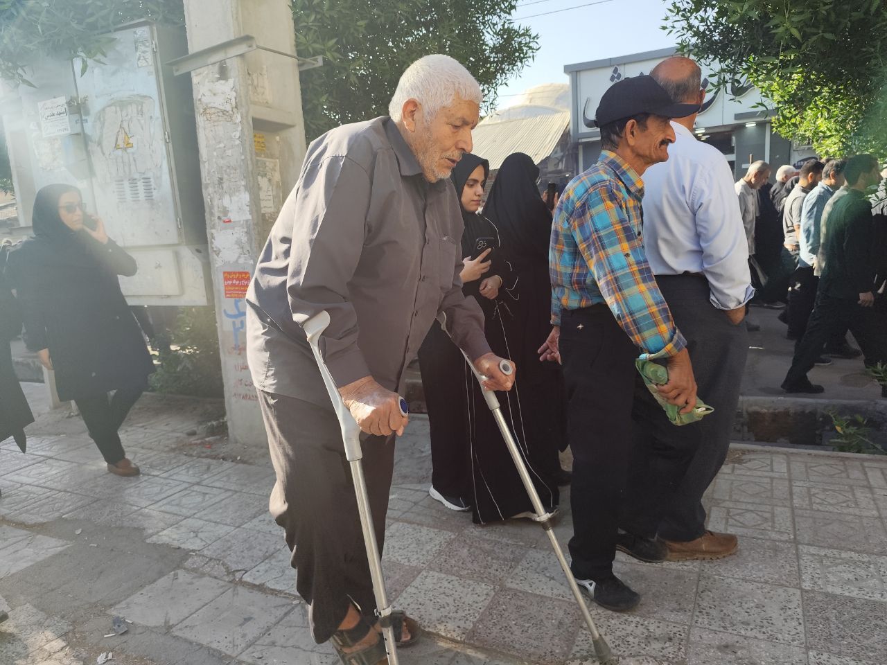 لحظه‌ای که تاریخ و ایمان در آغوش هم آرام گرفتند