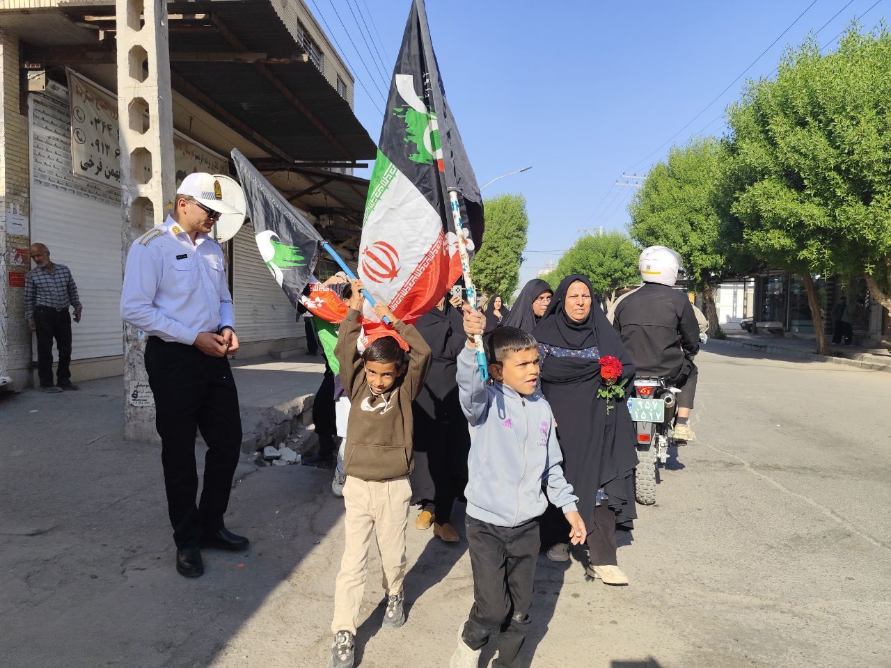 لحظه‌ای که تاریخ و ایمان در آغوش هم آرام گرفتند