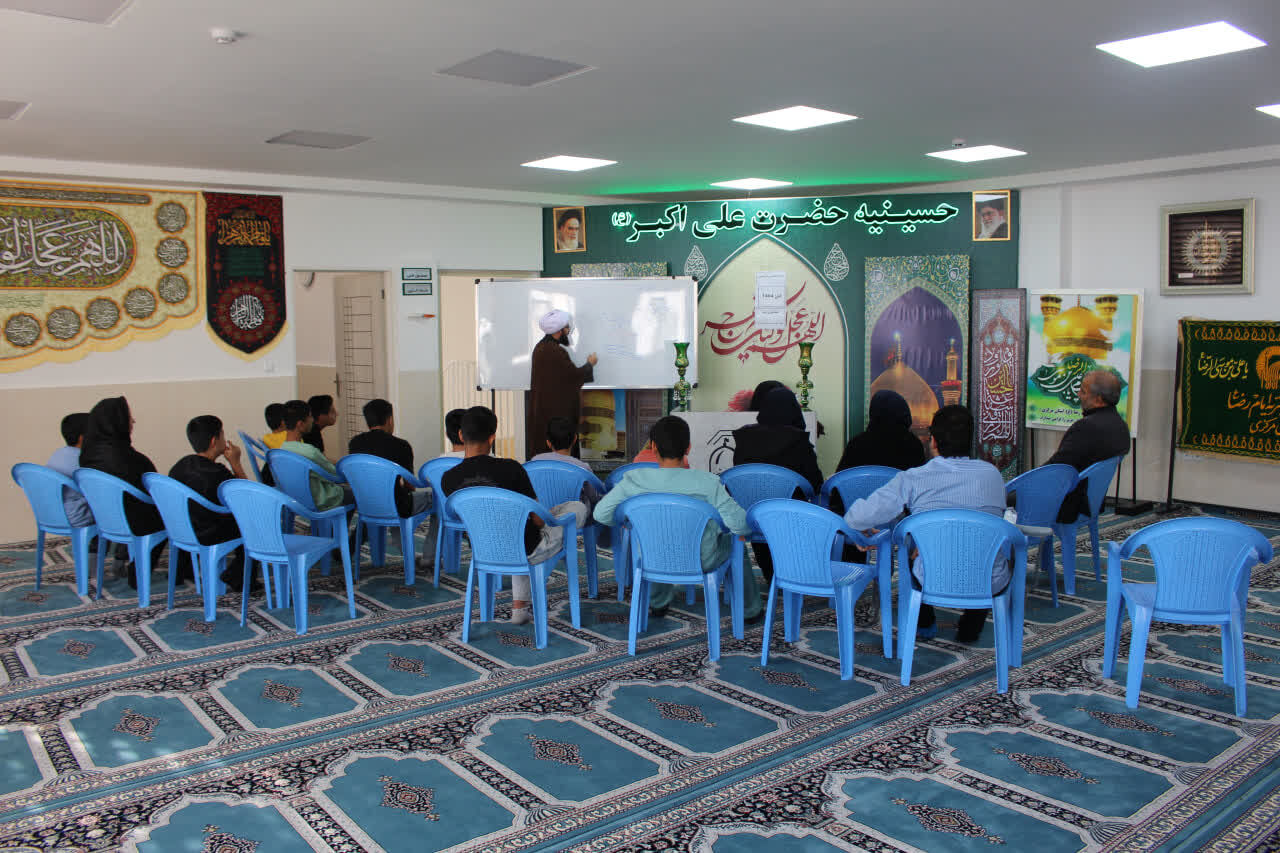 نماز؛ فریضه الهی و پل ارتباطی بندگان با خالق است