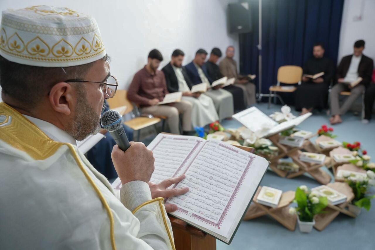 برگزاری محفل انس با قرآن در استان المثنی به همت آستان مقدس عباسی