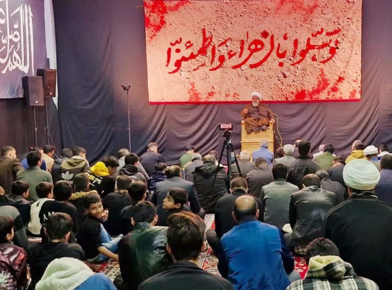 برگزاری آیین عزاداری ایام فاطمیه در کانون و مسجد ام‌البنین(س) سنقر