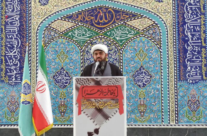 انتقاد شدید امام جمعه مارگون به مدیران کل راه و شهرسازی و بنیاد مسکن کهگیلویه و بویراحمد