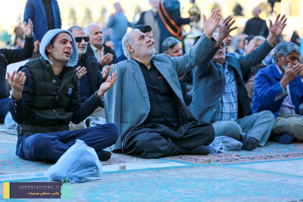 از ندبه کرمان تا نماز جمکران/ ملت شهادت در طلب باران دست به دعا شد