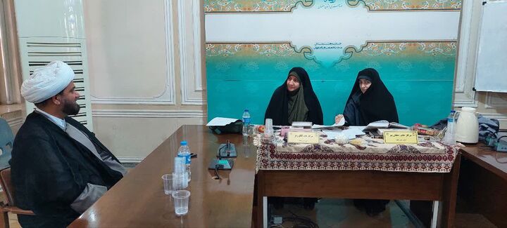 شرکت ۲۵۰ حافظ در مرحله دوم آزمون شفاهی مدرک تخصصی حفاظ در استان اصفهان