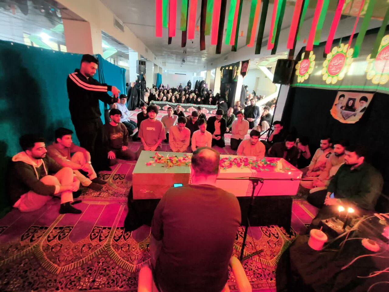 فاطمیه‌ای متفاوت در دانشگاه‌های فارس؛ عطر شهدا در فضای علم