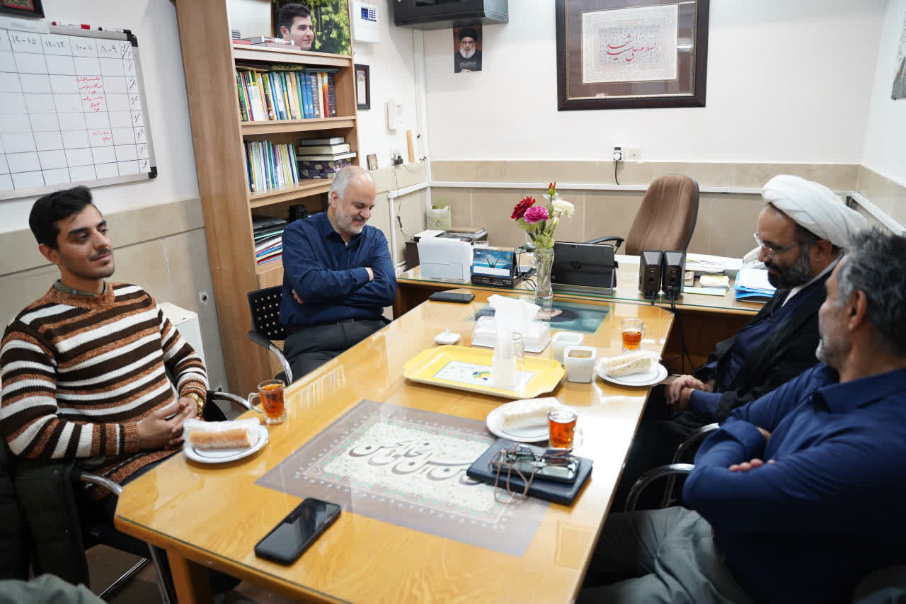 حمایت سازمان دارالقرآن کریم از کارگاههای تدبر در قرآن در استان اصفهان