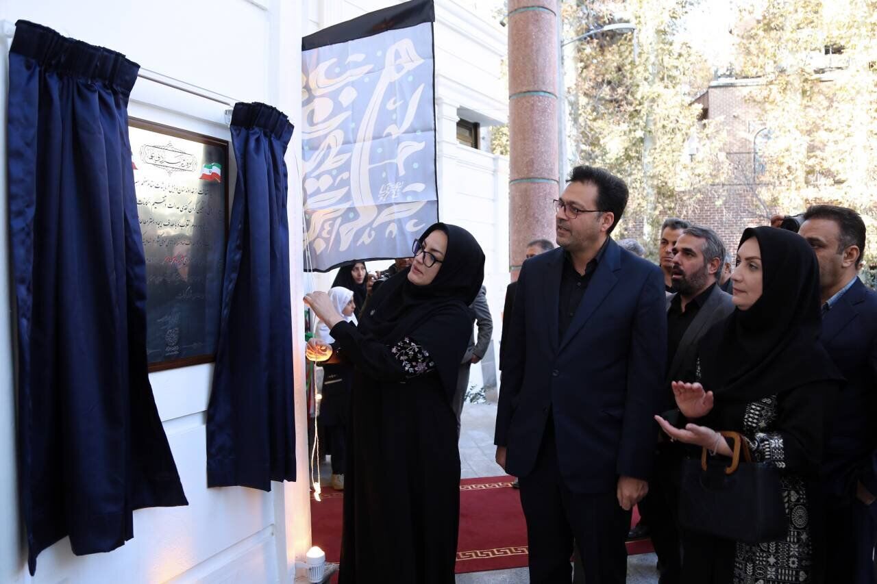 کتابخانه عمومی شهید دکتر باهنر شمیرانات به بهره‌برداری رسید