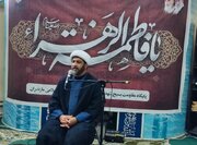 حضرت زهرا(س) شهیده جنگ روایت‌هاست / جهاد تبیین؛ سپر جامعه در عصر تحریف