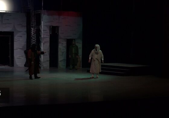 اجرای نمایش سوگواره یاس ارغوانی در تالار مرکزی قم