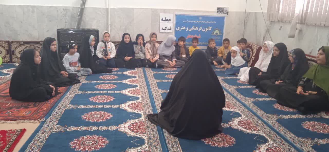 برگزاری کلاسهای کتابخوانی ویژه هفته کتاب در روستای وینسار