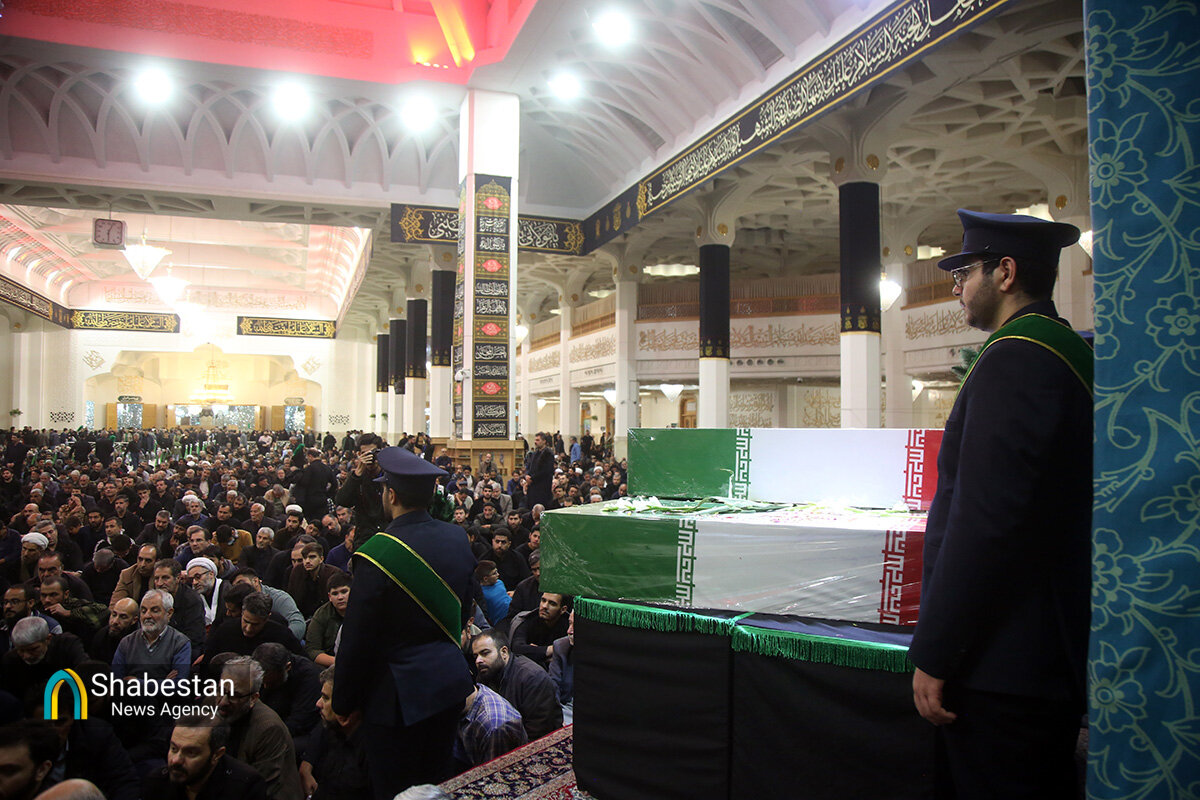 بدرقه هفت شهید گمنام در مراسم سوگواری حضرت زهرا(س)