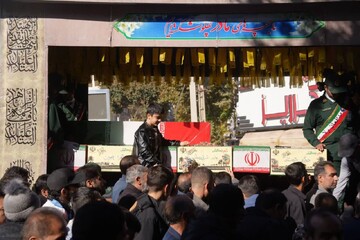 تشییع پیکر مطهر هفت شهید گمنام در کرمانشاه