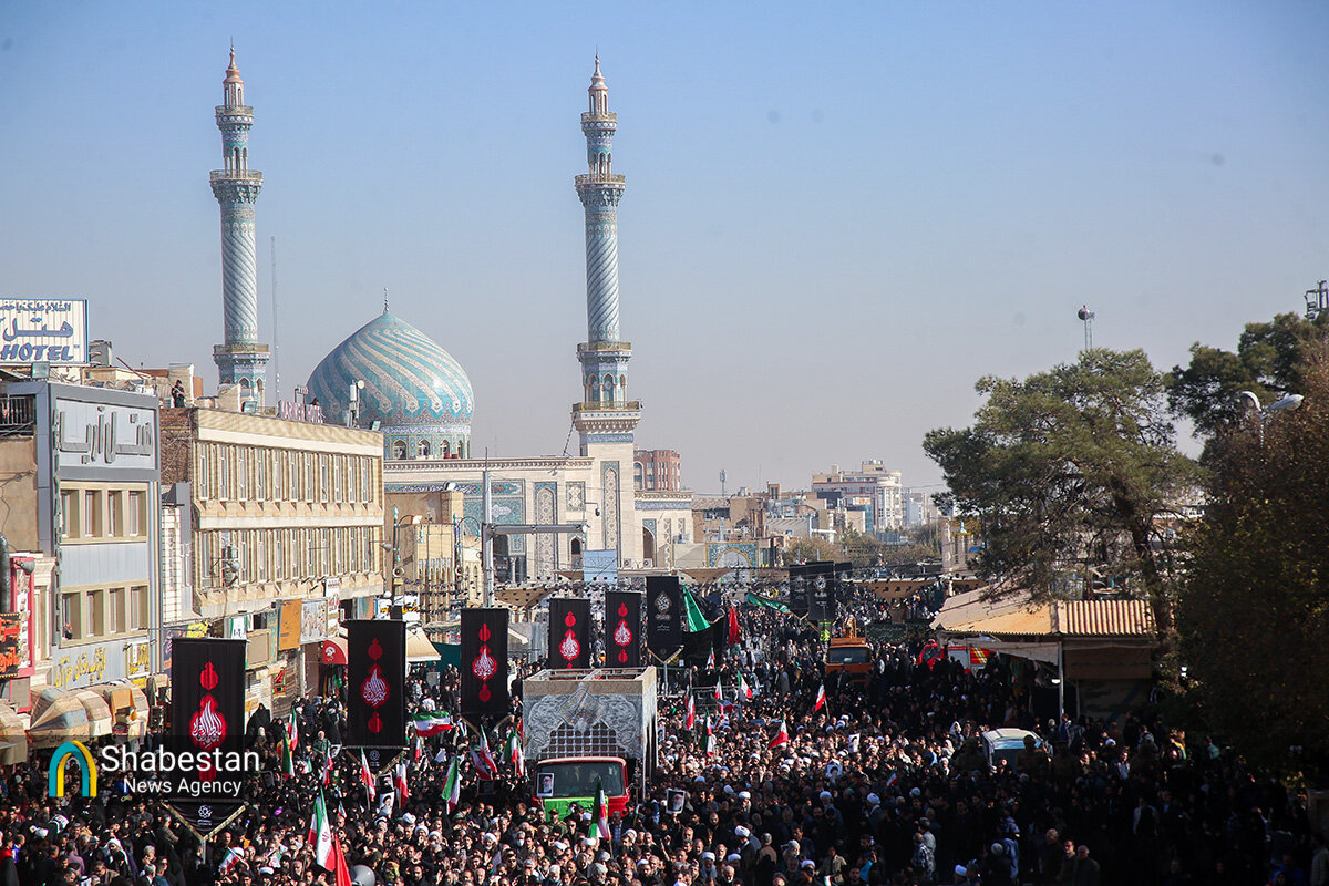 تشییع شهدای گمنام در قم