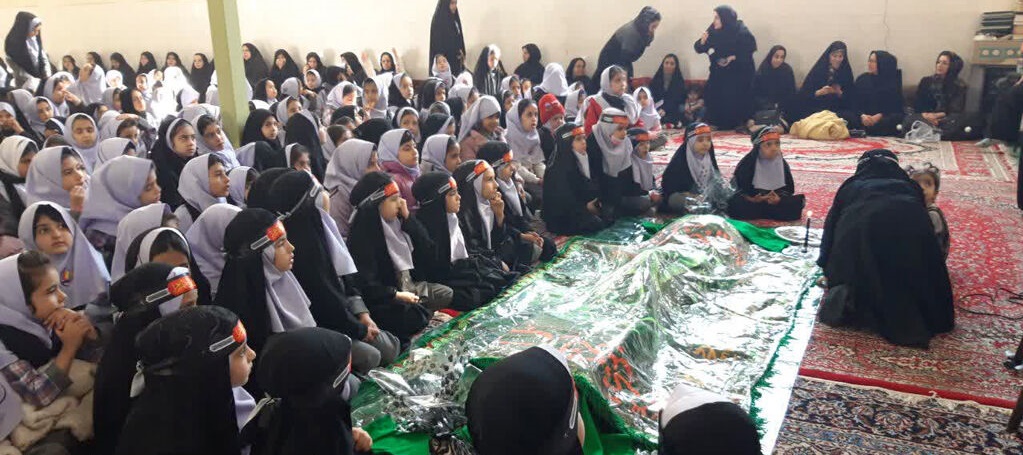 برگزاری هشت شبانه روز برنامههای ویژه ایام فاطمیه در بیت الزهرا (س)چاروسا