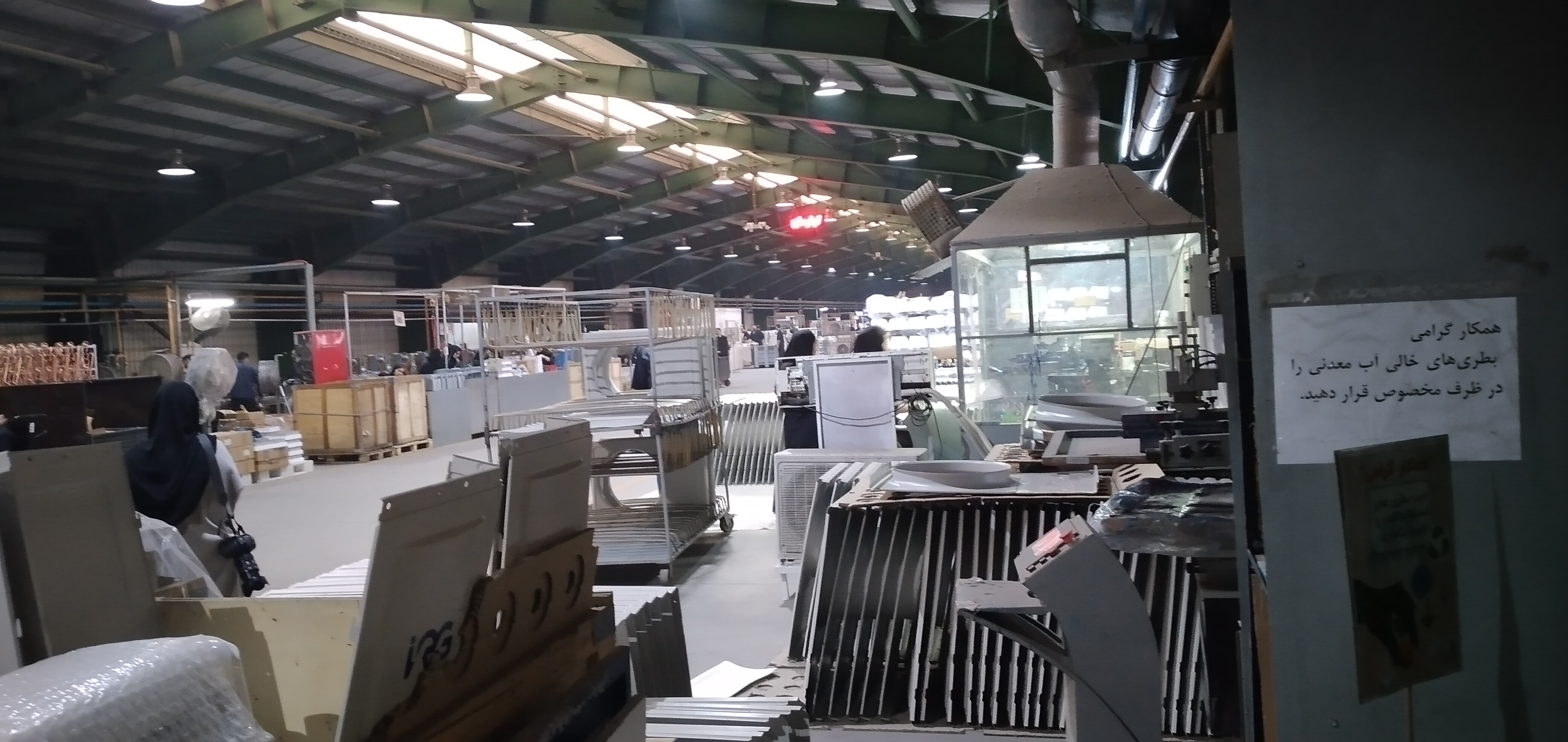 روایان پیشرفت در هفته بسیج؛ روایت ظرفیتهای تولیدی شهر صنعتی رشت