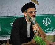 اهانت به مقدسات، نشانه ضعف و آشفتگی گوینده است