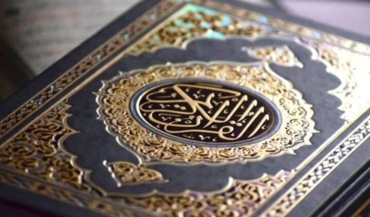 یک زن ۷۰ ساله عربستانی؛ پس از سفری ۲۰ ساله، حافظ قرآن شد