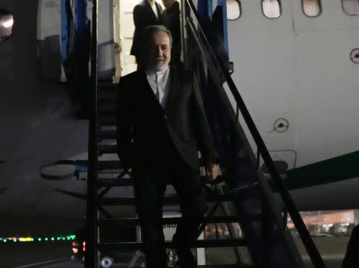 عراقچی راهی هلند شد